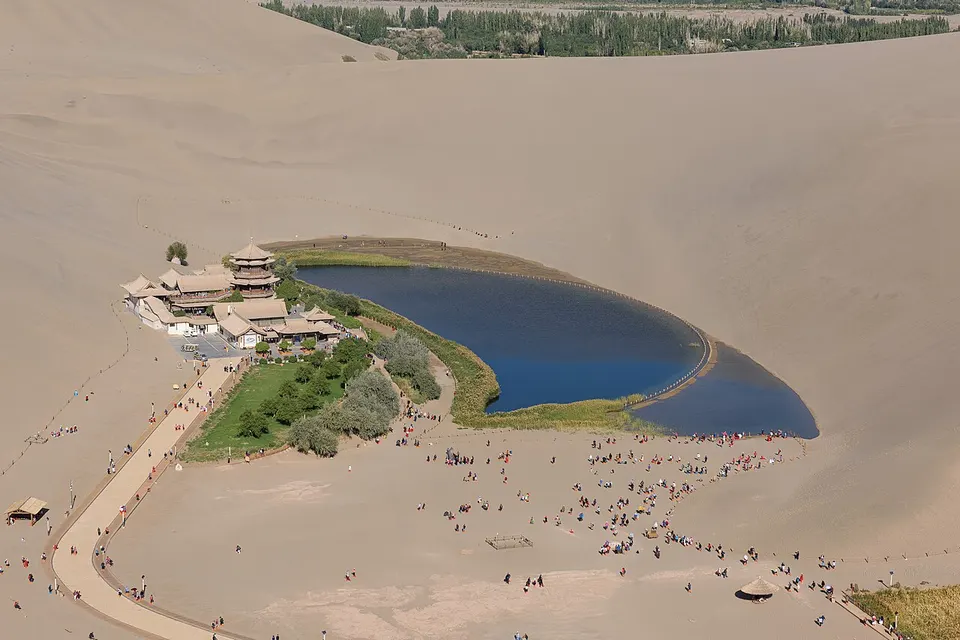Crescent Lake & Singing Sand Dunes (鸣沙山月牙泉)
