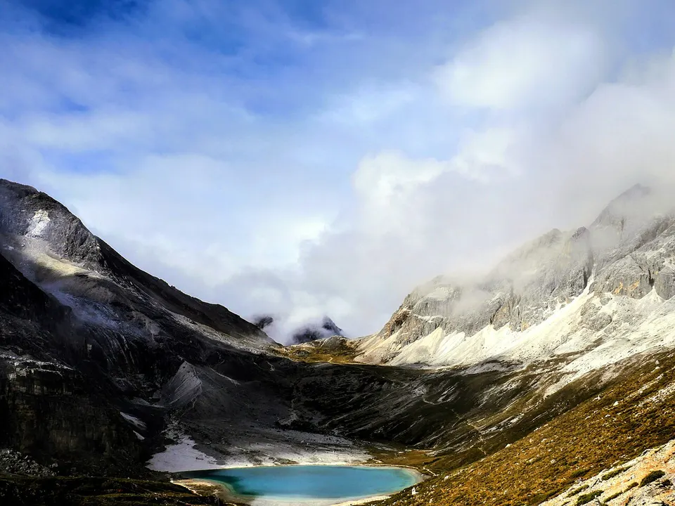 Daocheng Yading (稻城亚丁)