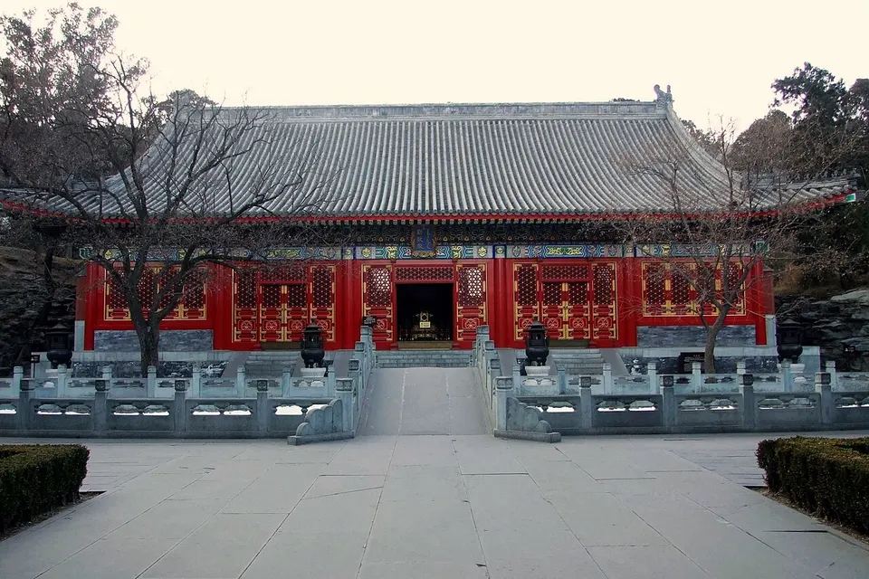 Fragrant Hills Park (香山公园)