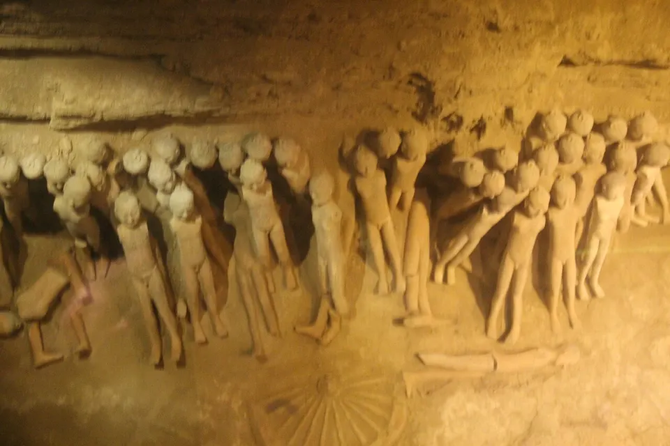 Han Yangling Mausoleum (汉阳陵)