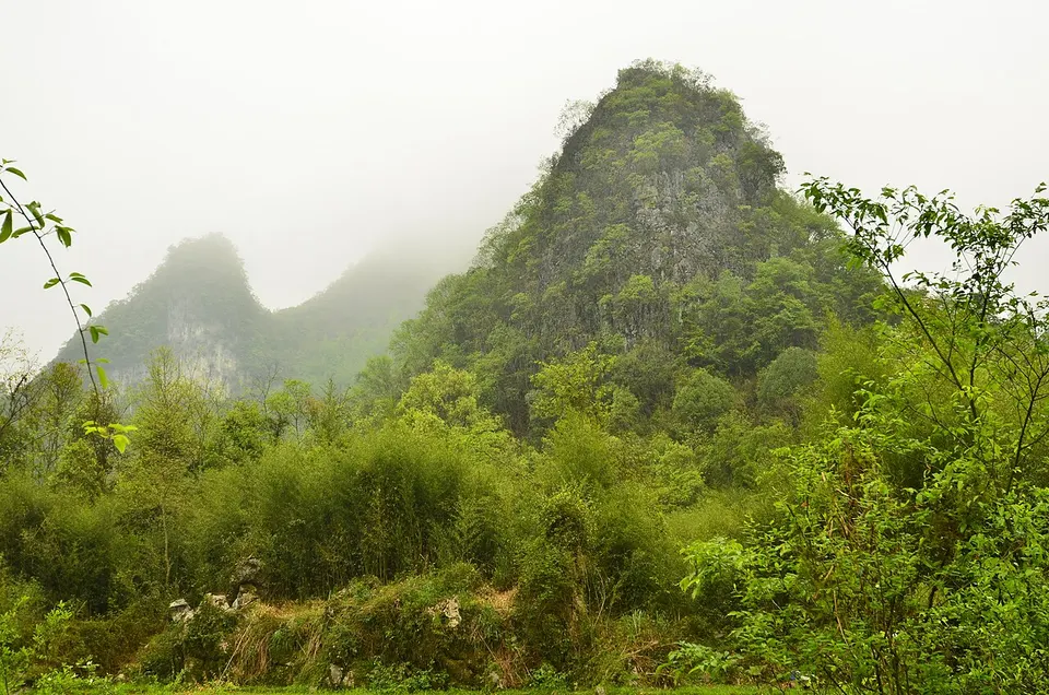 Libo Zhangjiang Scenic Area (Xiaoqikong and Daqikong) (荔波樟江景区)