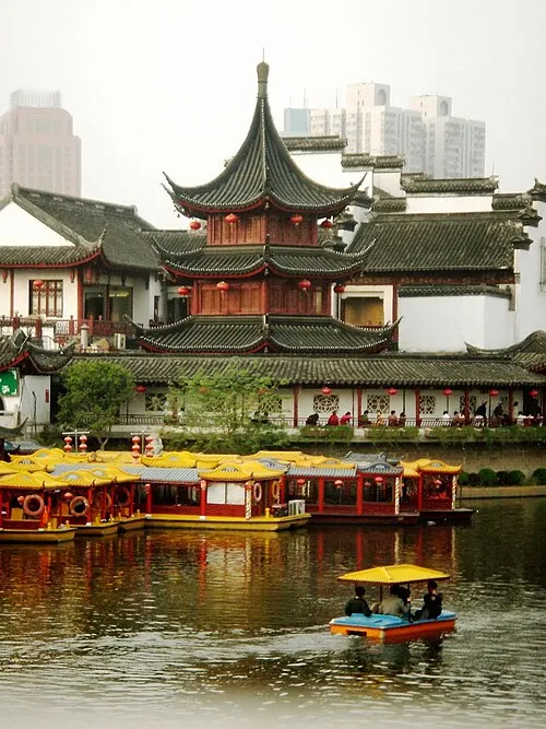 Fuzimiao and the Qinhuai River (夫子庙—秦淮风光带)