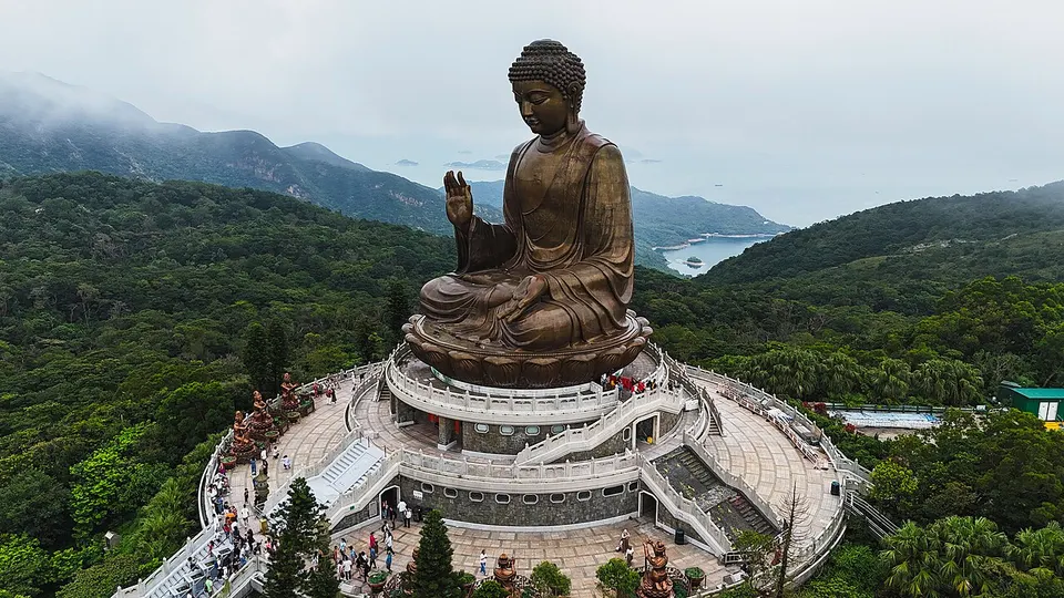 Tian Tan Buddha & Ngong Ping (天坛大佛与昂坪)