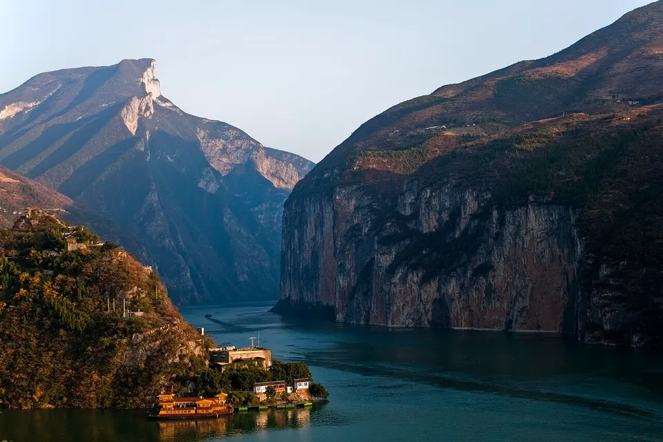 Yangtze Three Gorges (长江三峡)