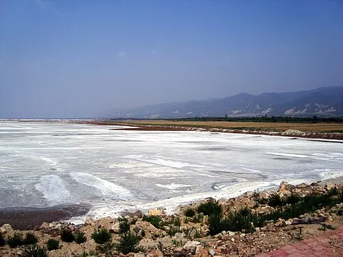 Yuncheng Salt Lake (运城盐湖)