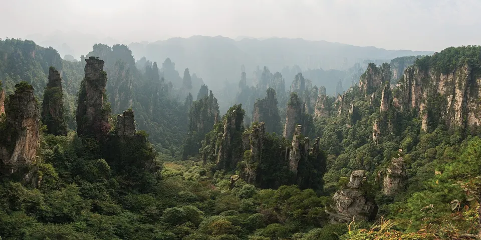 Zhangjiajie National Forest Park (张家界国家森林公园)