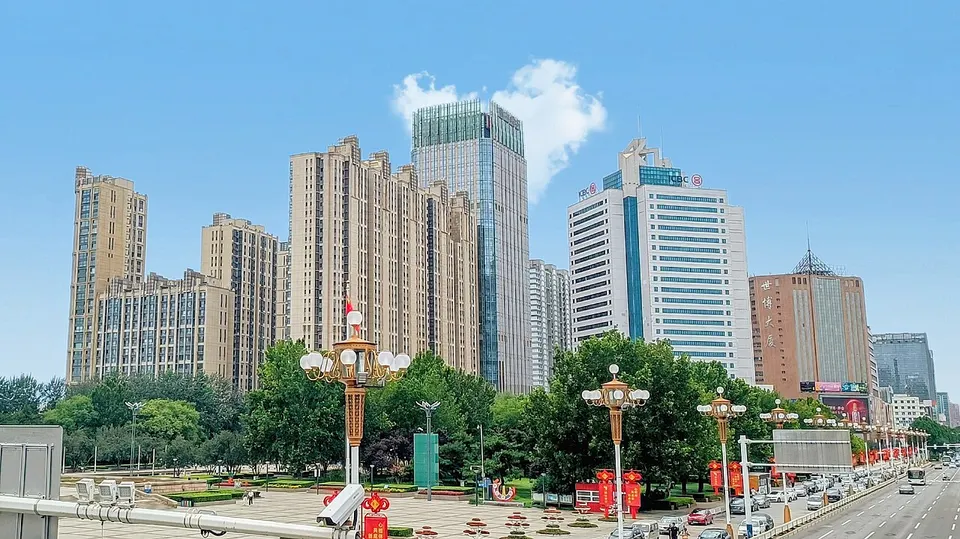 Tangshan (唐山)