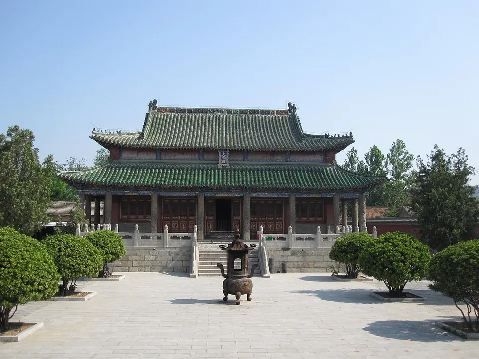 Heze (菏泽)