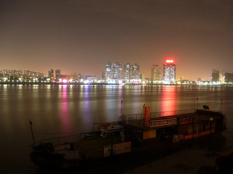 Xiangyang (襄阳)