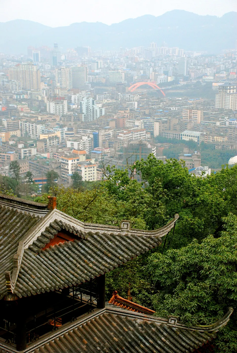 Yibin (宜宾)