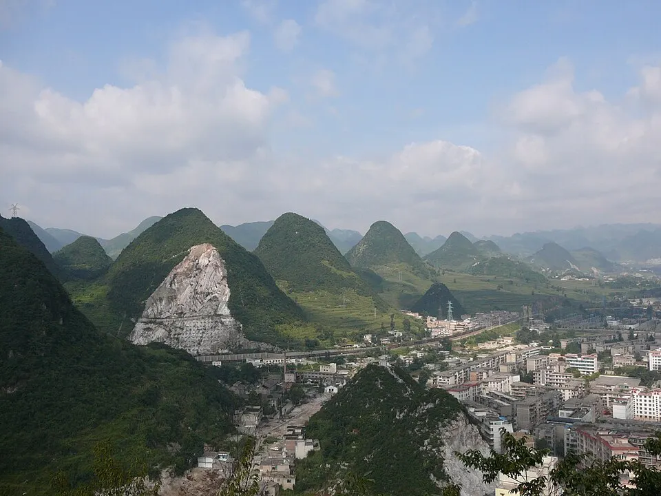 Liupanshui (六盘水)