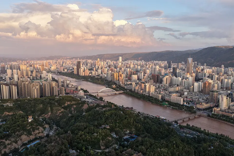 Lanzhou (兰州)