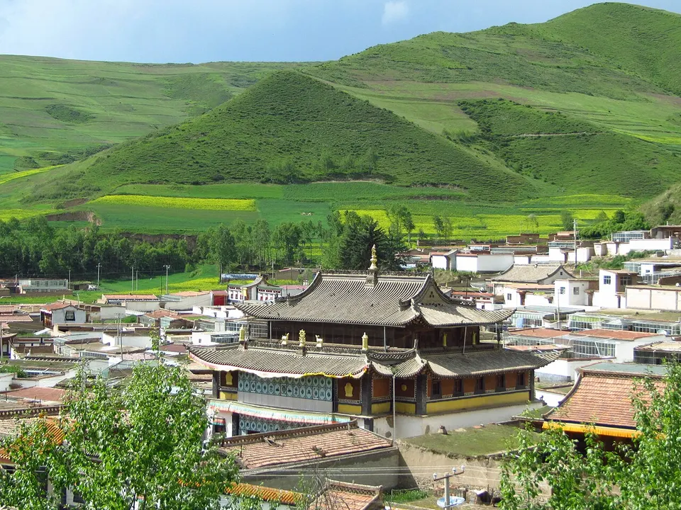 Haidong (海东)
