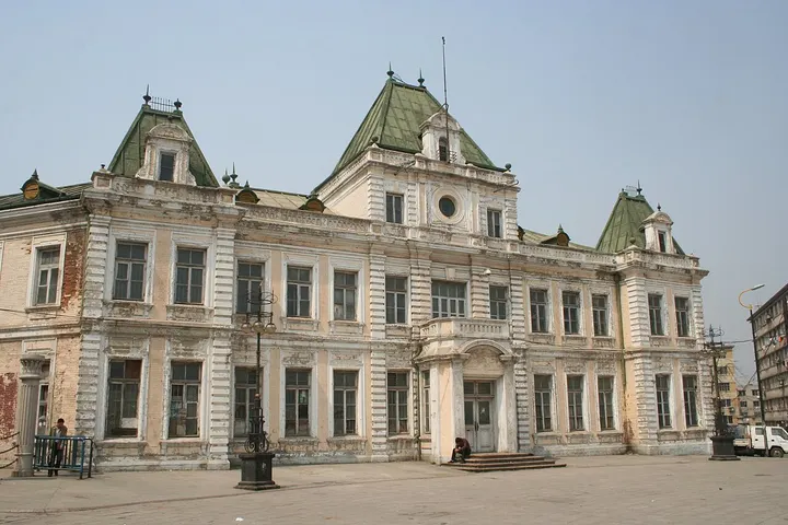 Former Dalny City Hall (达里尼市政厅旧址)