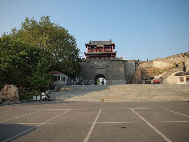 Hushan Great Wall (虎山长城)
