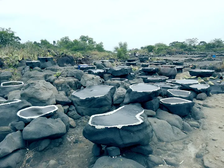 Yangpu Ancient Salt Field (洋浦盐田)