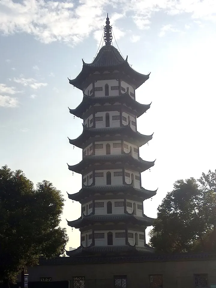 Tianshou Temple Pagoda (天寿寺塔)