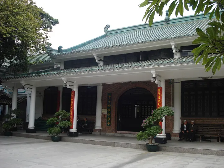 Huaisheng Mosque and Guangta Minaret (怀圣寺光塔)
