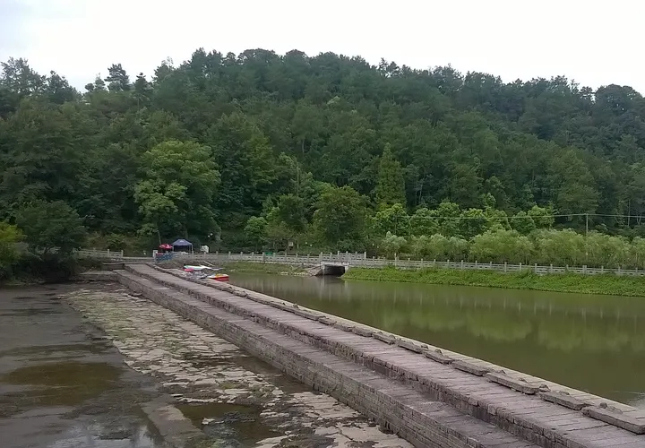 Tashan Weir (它山堰)