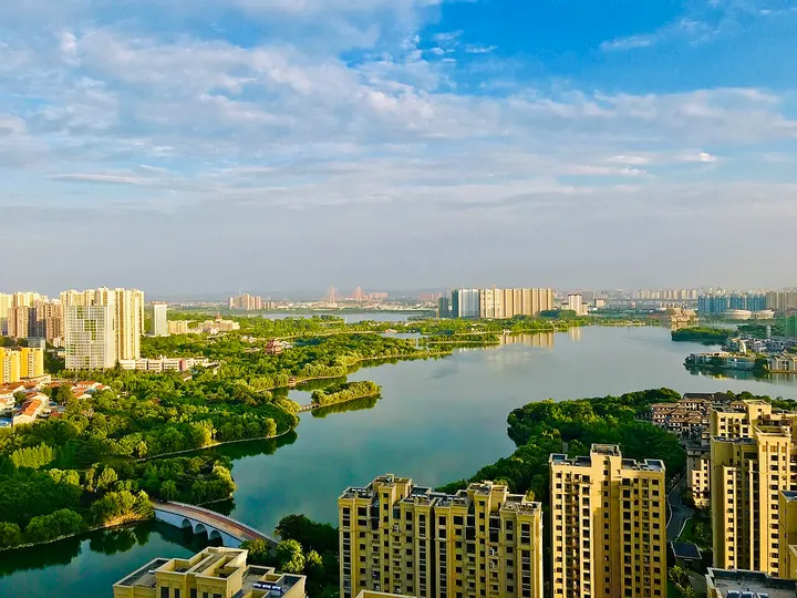 Yi'ai Lake, Huanggang (遗爱湖)