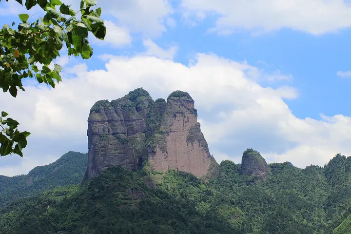 Mount Jianglang & Nianbadu (江郎山·廿八都)