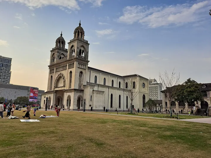 Jiaxing Catholic Church and Vincent Abbey (嘉兴天主堂)