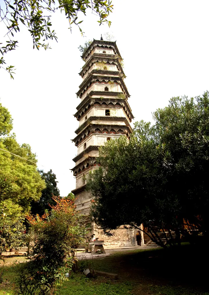Dasheng Pagoda (大胜塔)
