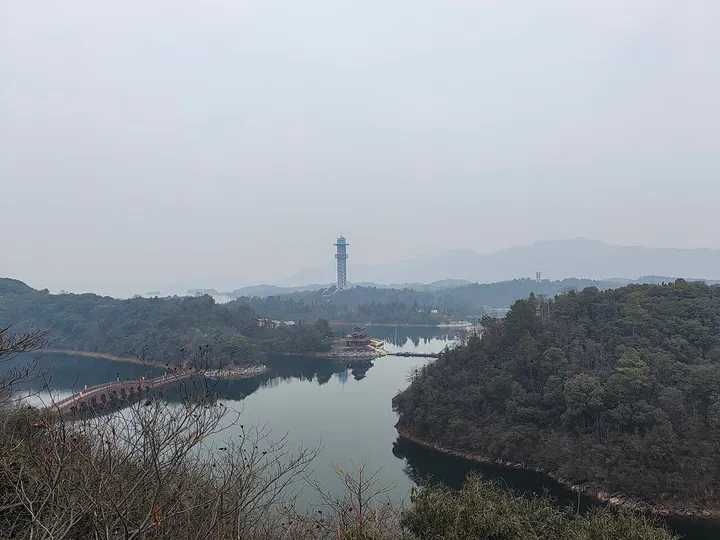 Lushan Xihai (Lushan West Sea) (庐山西海)