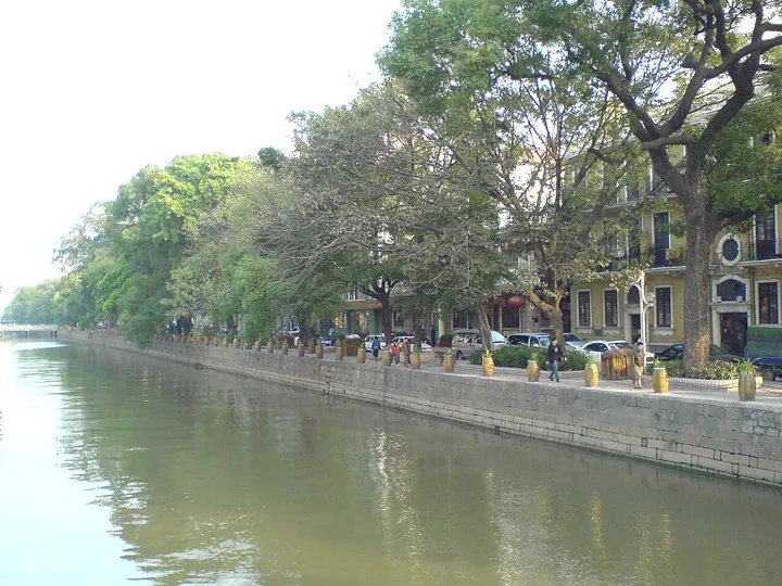 Shamian Island (沙面)