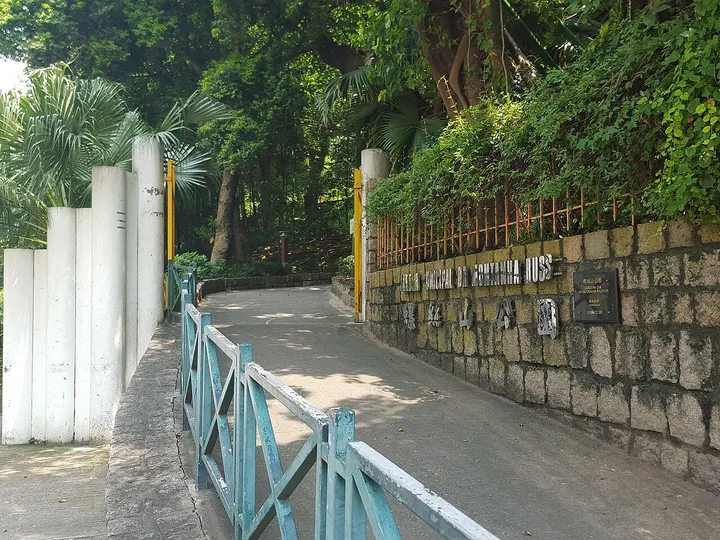 Montanha Russa Garden (螺丝山公园)