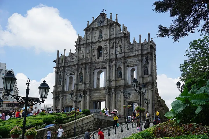 Ruins of St. Paul's (大三巴牌坊)
