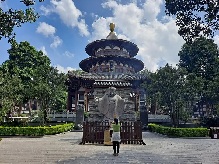 Qingxiu Mountain (青秀山)