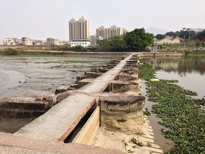 Mulan Weir (木兰陂)