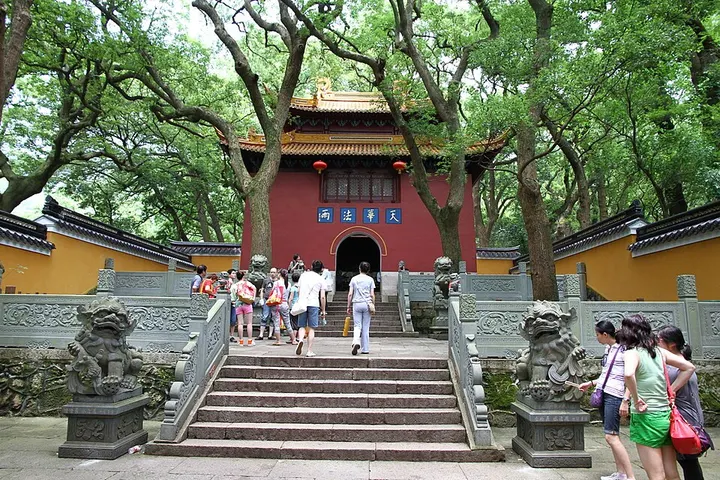 Fayu Temple (法雨寺)