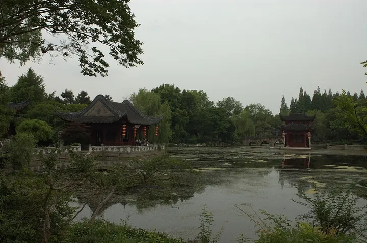 Shanghai Grand View Garden (上海大观园)