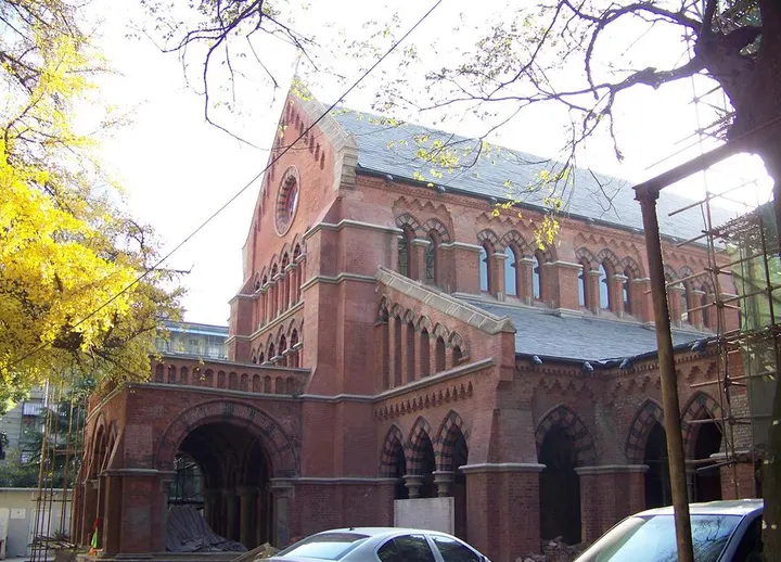 Holy Trinity Church (圣三一堂)
