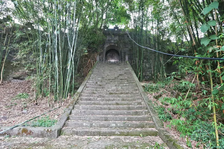 Shenbicheng Fortress (神臂城)