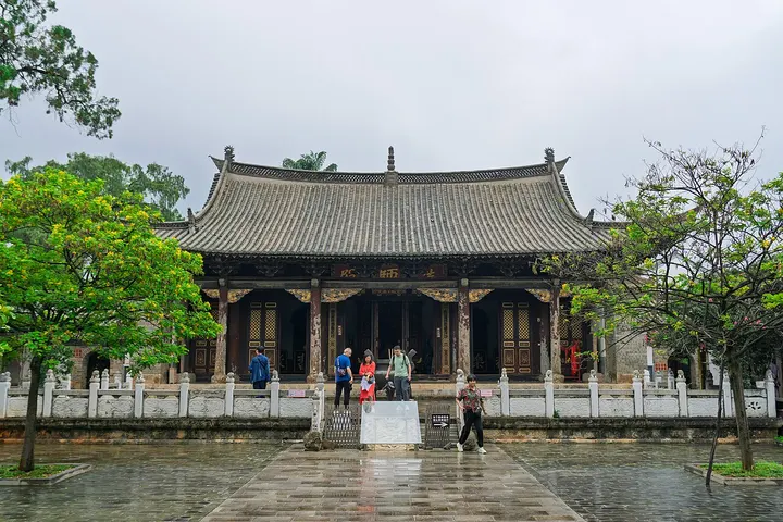 Shiping Confucian Temple (石屏文庙)