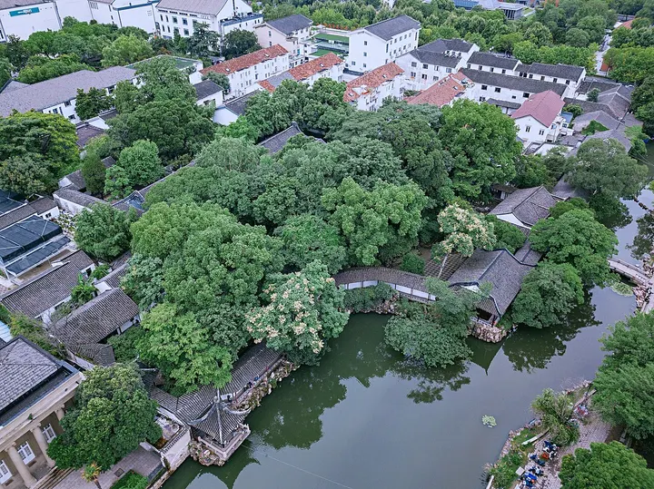 Canglang Pavilion (沧浪亭)