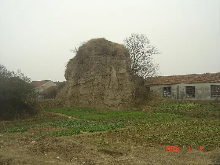 Caoxieshan Archaeological Site Park (草鞋山遗址)