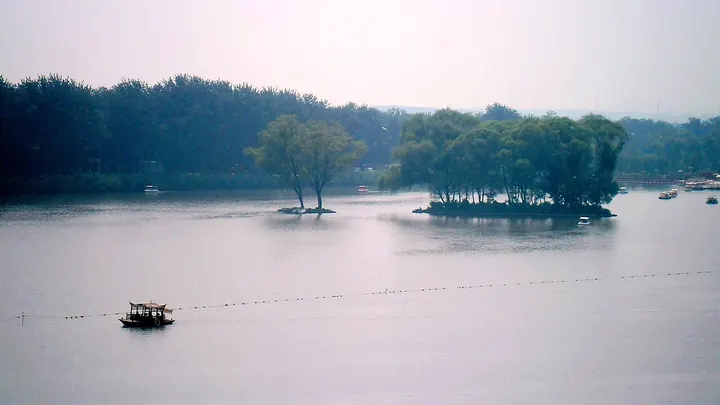 Tangshan Nanhu and Kailuan Scenic Area (唐山南湖·开滦)