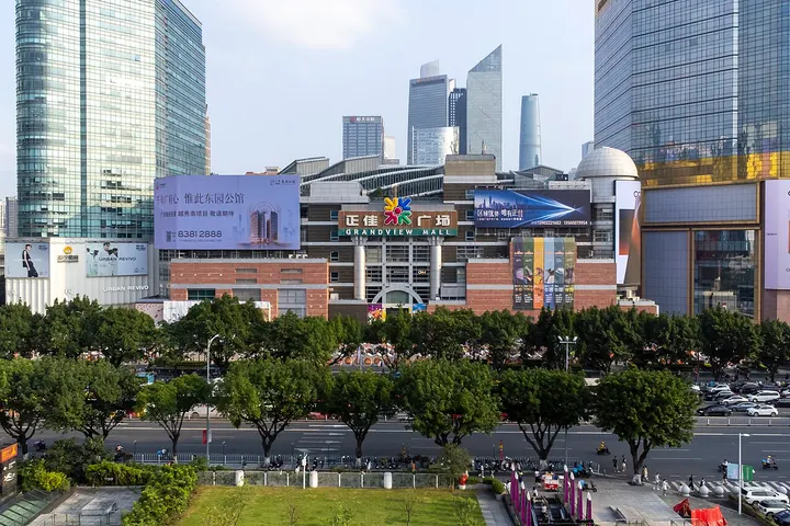 Grandview Mall (正佳广场)