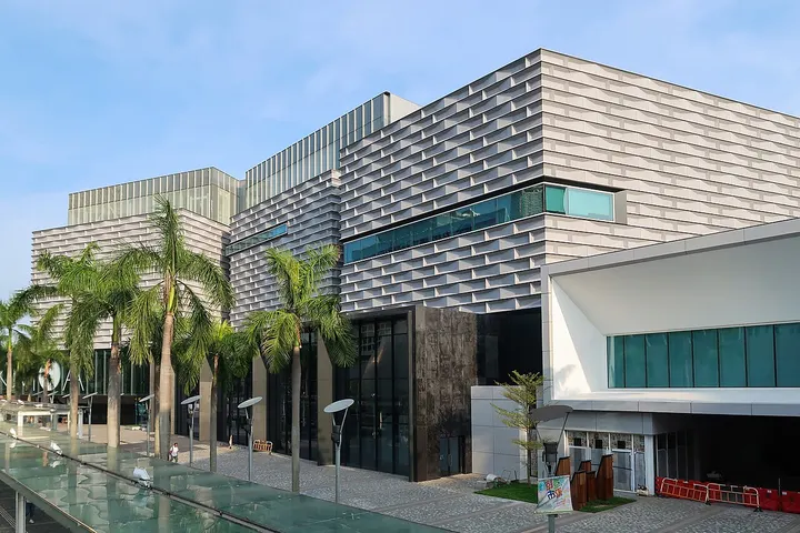 Hong Kong Museum of Art (香港艺术馆)
