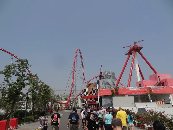 Happy Valley Wuhan (武汉欢乐谷)