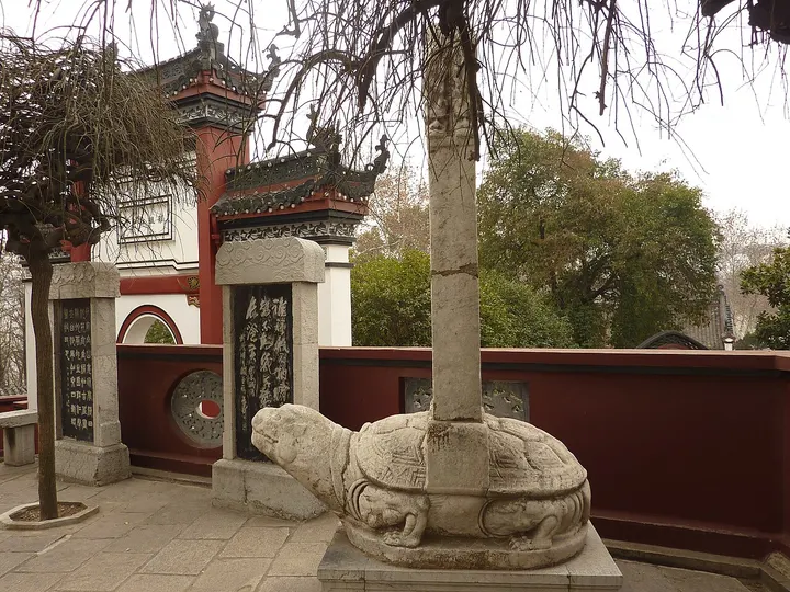 Qingchuan Pavilion (晴川阁)
