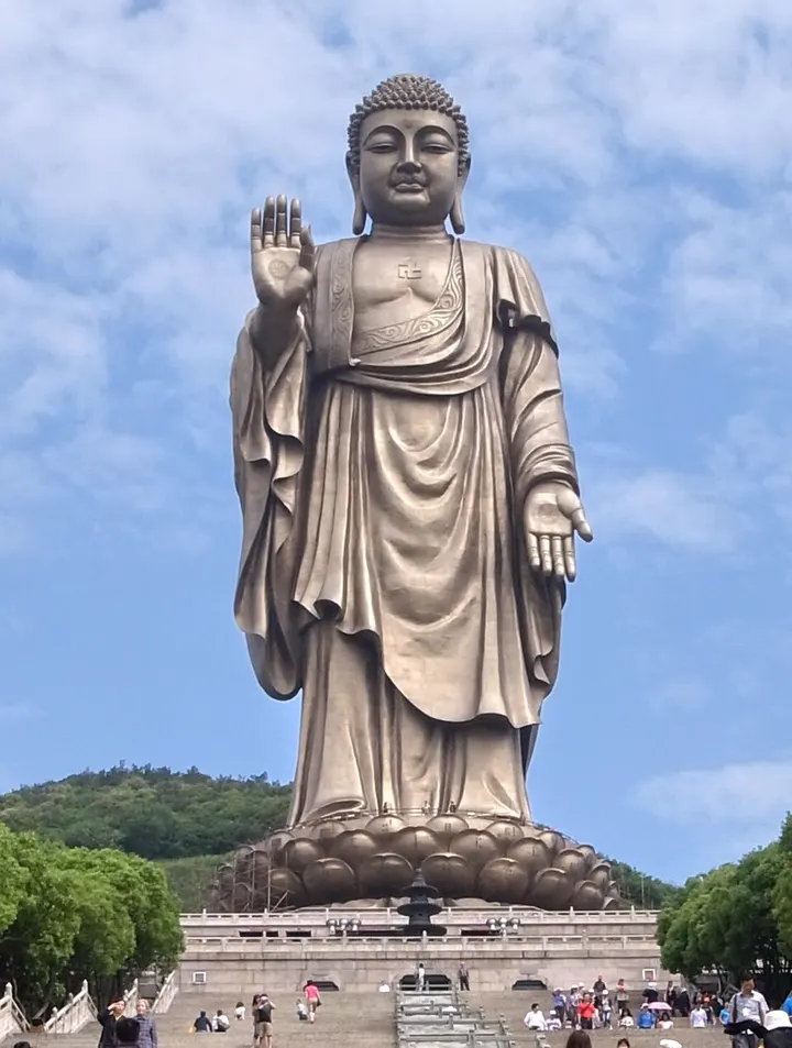 Grand Buddha at Ling Shan (灵山大佛)