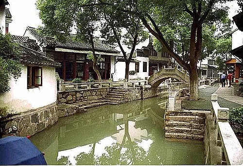 Luzhi Ancient Town & Baosheng Temple (甪直古镇)
