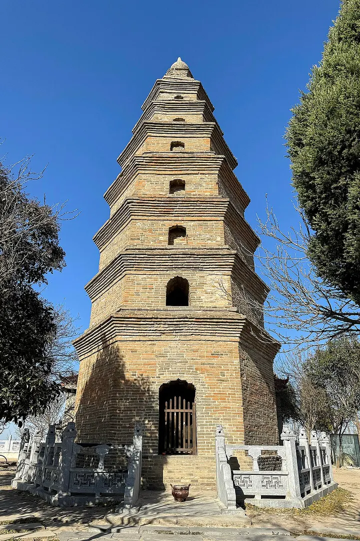 Qianchi Pagoda (千尺塔)