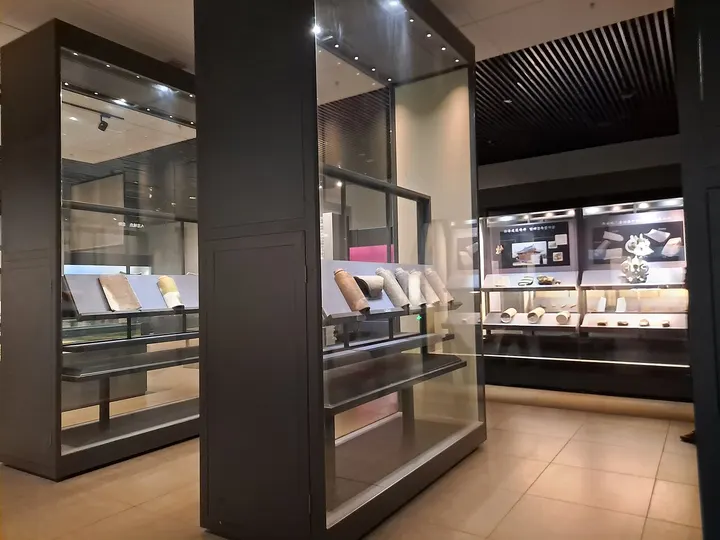 Yanbian Museum (延边博物馆)