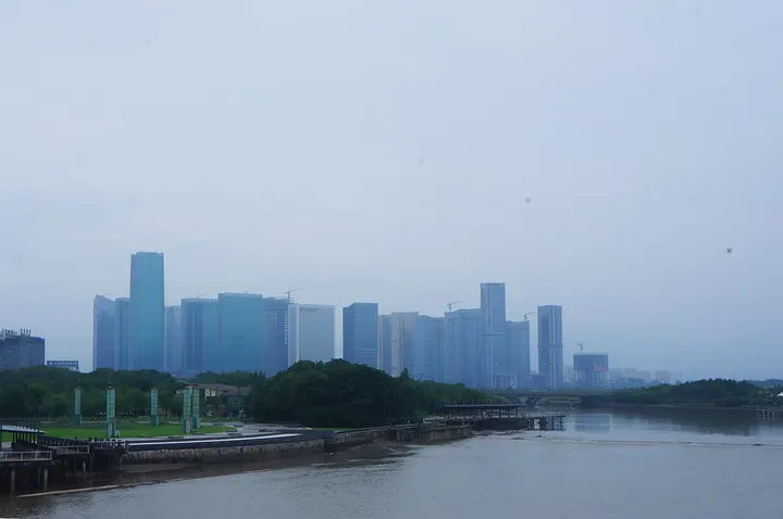 Yiwu International Trade City (义乌国际商贸城)